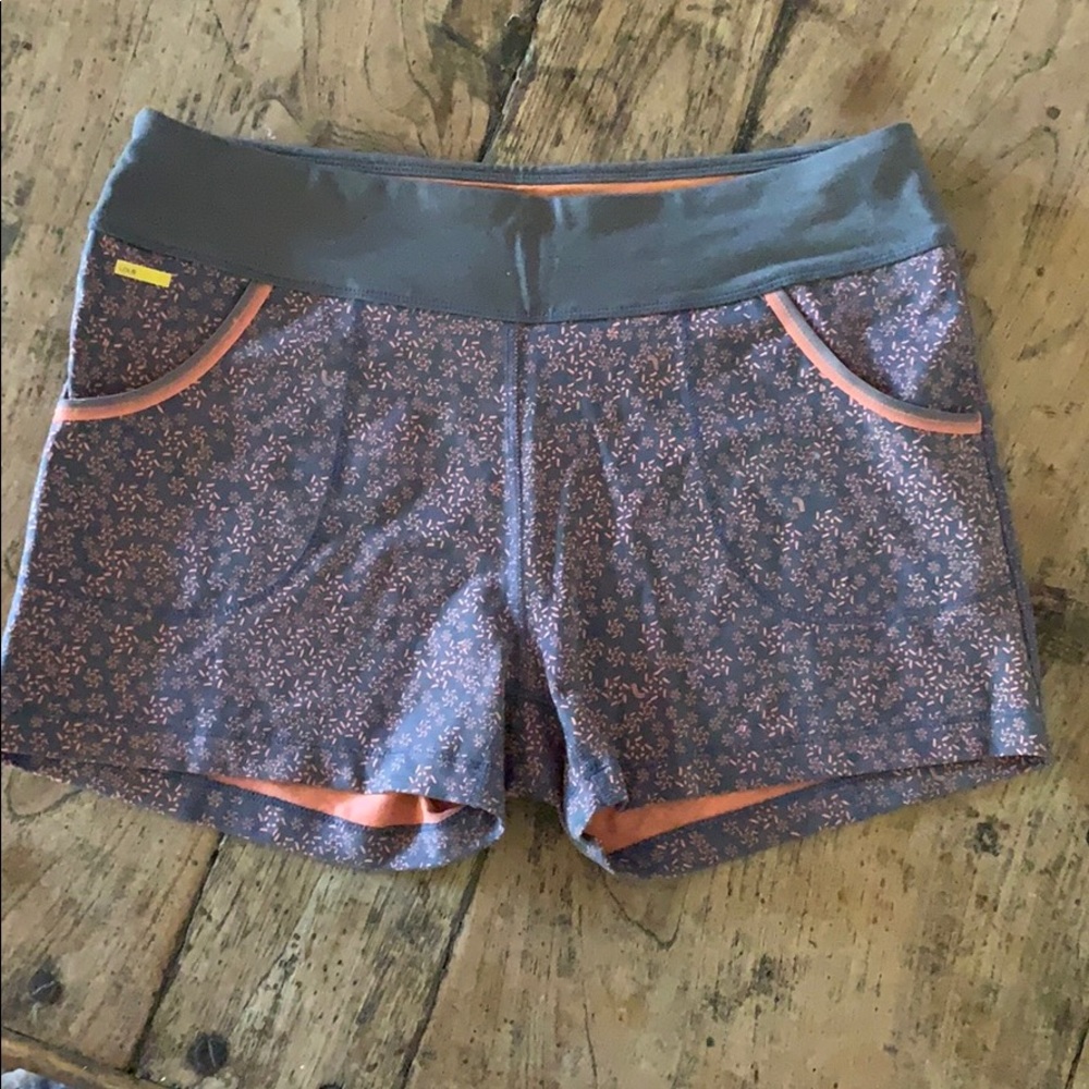 Athletic/casual shorts